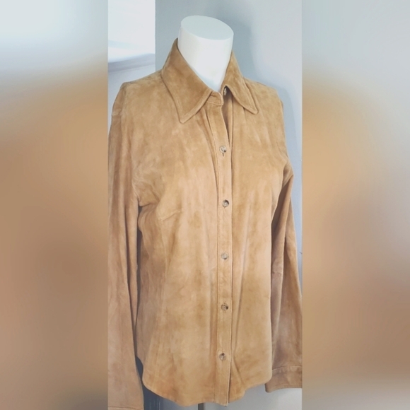 BANANA REPUBLIC- size M- classic women suede leathershirt- 100%leather